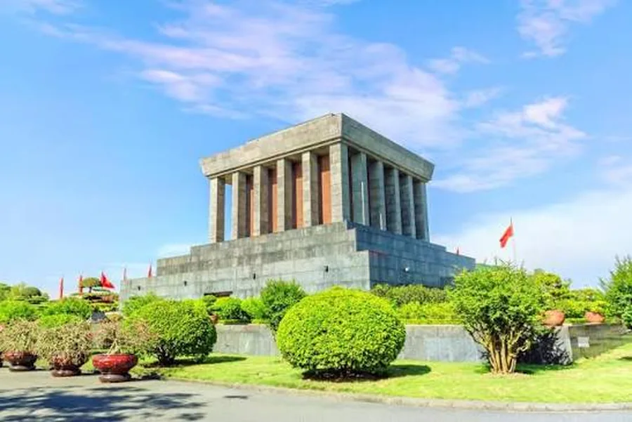 Ba Dinh Square Open Plaza — Ba Dinh Square