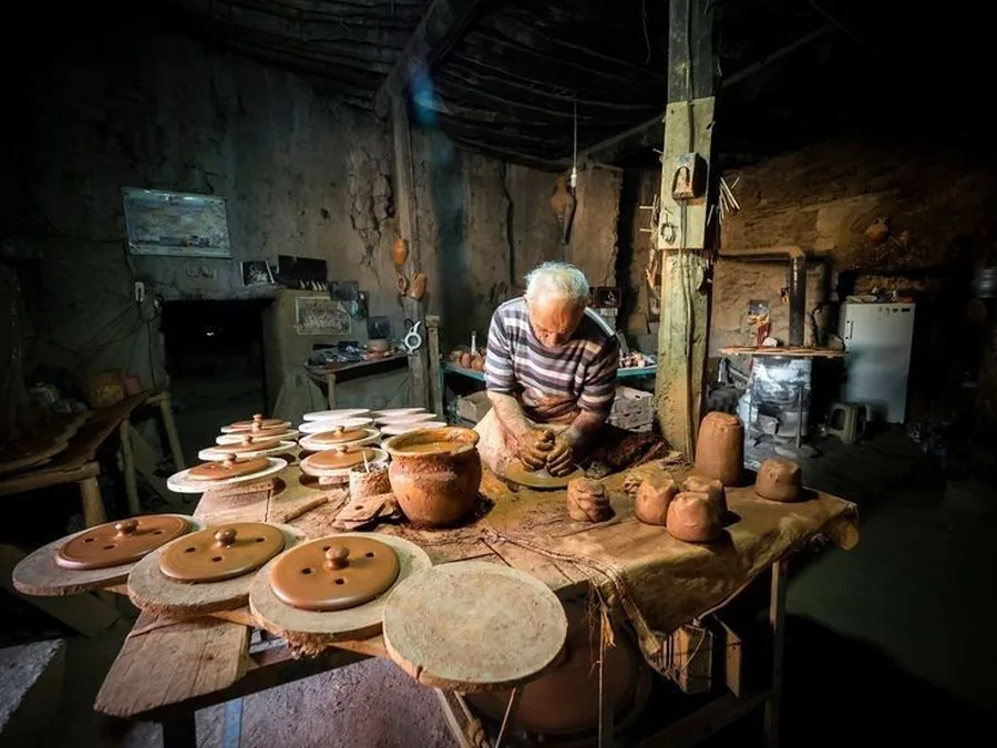 Bat Trang Pottery Museum — Bat Trang Pottery Village