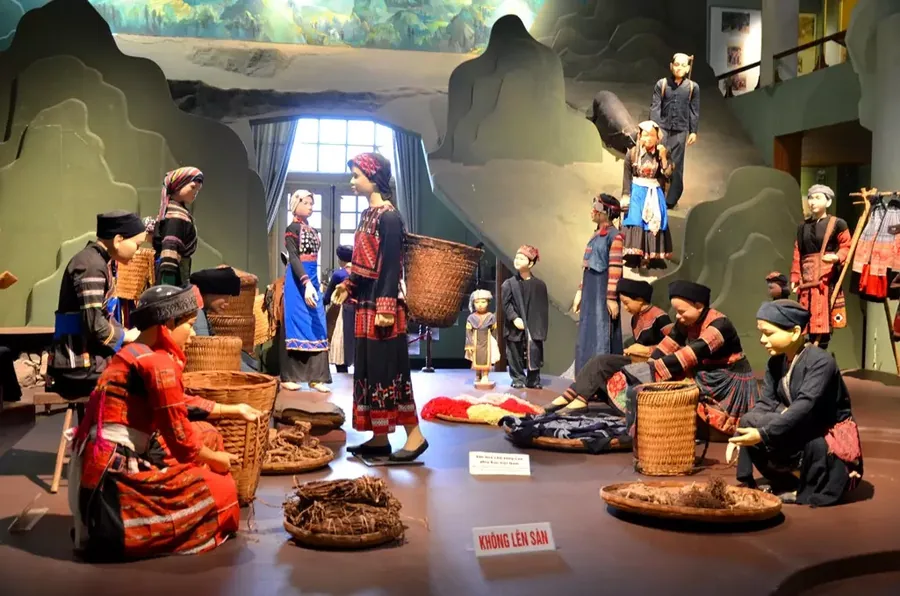 Ede Tomb House Museum Of Ethnology — Vietnam Museum of Ethnology