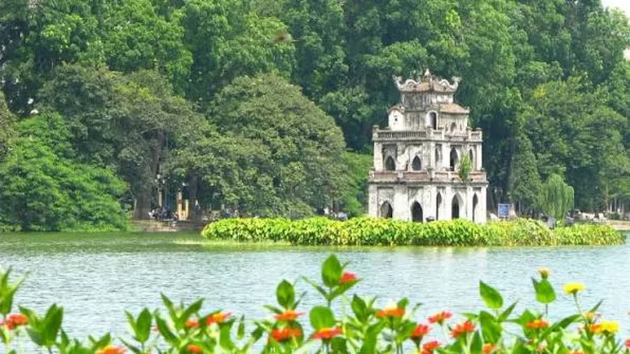 Turtle Tower Hoan Kiem Lake Daytime — Hanoi